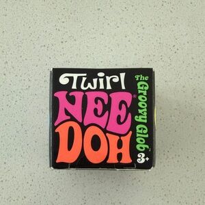 Teenie Twirl Nee Doh Groovy Glob Blue